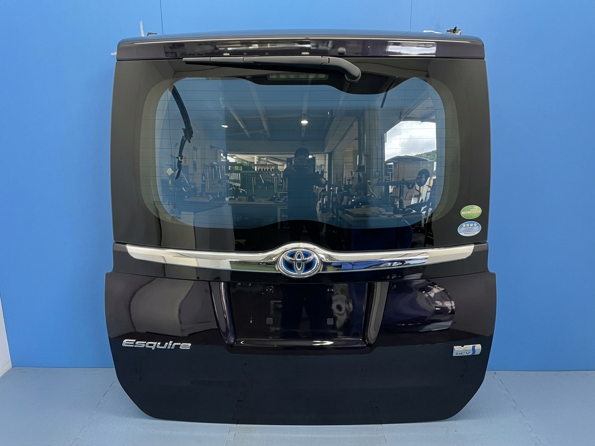 Back Door Assembly TOYOTA Esquire 2014