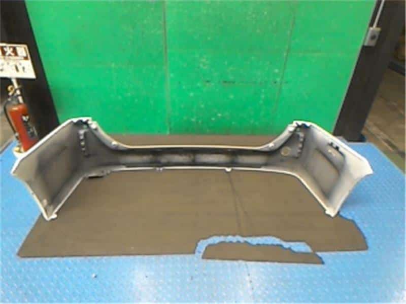 Rear Bumper Face TOYOTA Esquire 2018